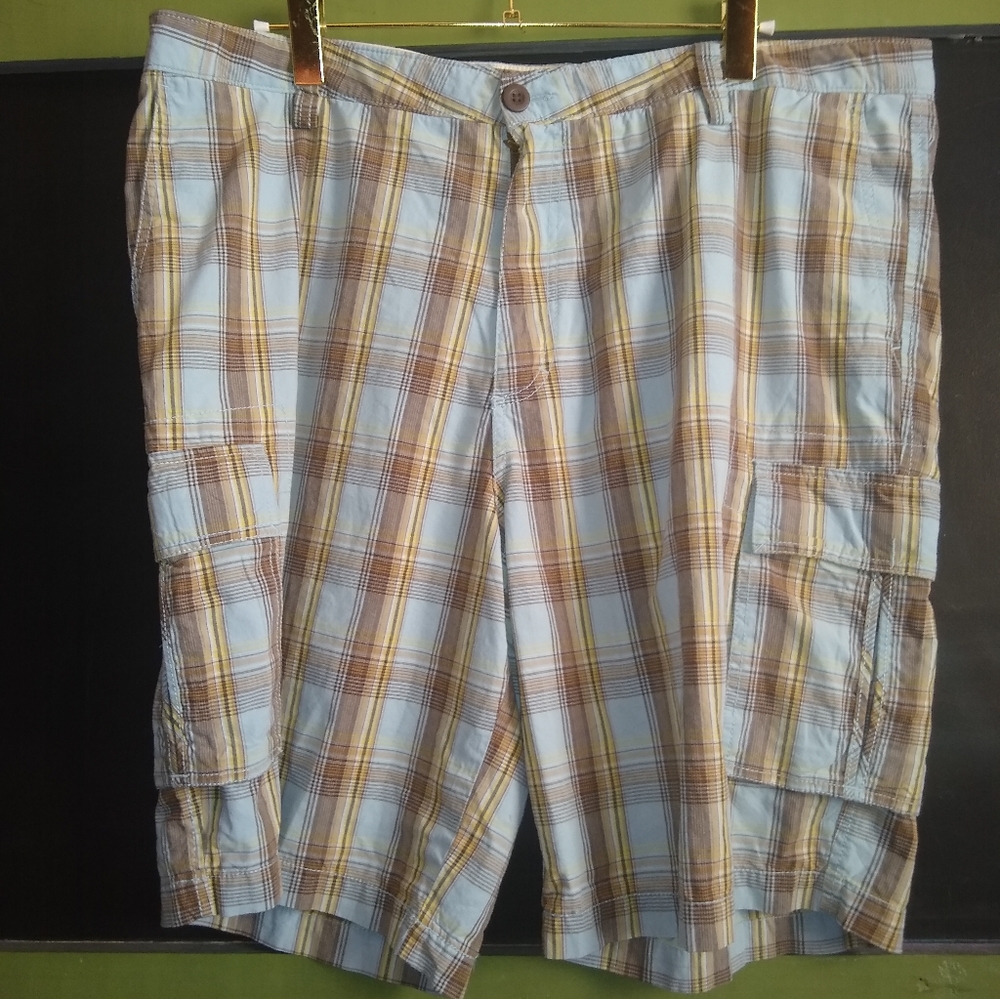 Dockers Plaid Cargo Shorts - Blue and Brown
